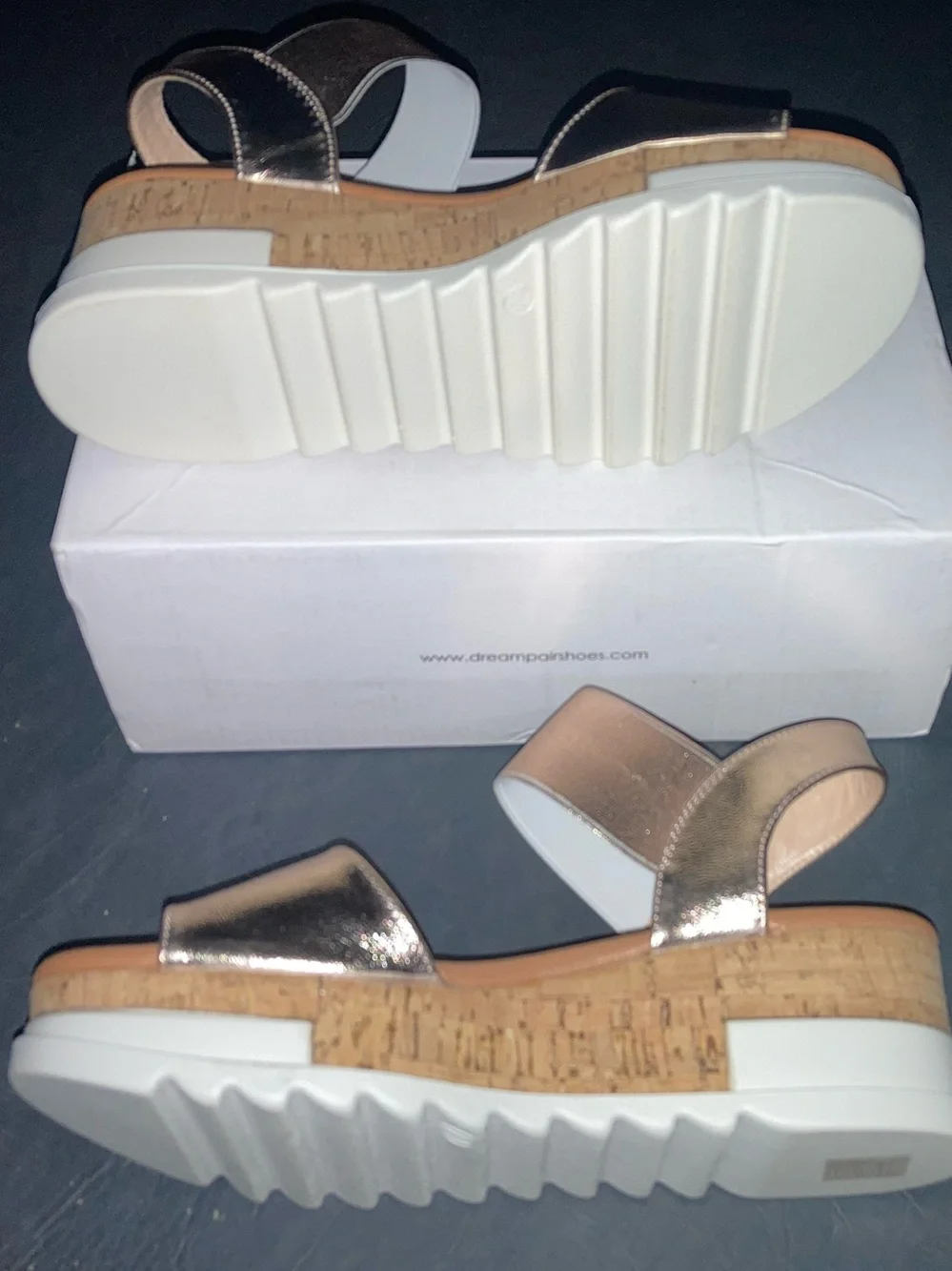 Dream Pairs stylish metallic